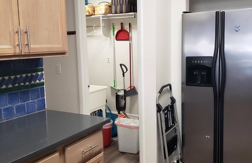 Sarasota Springs House | Comfortable updated 3 bedroom home - enclosed, solar heated pool, private yard.