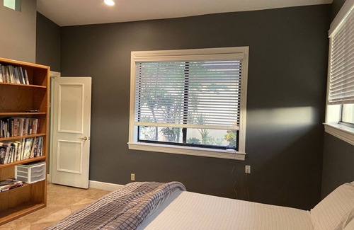 Hunt Club Bed & Breakfast | Comfortable Country Room