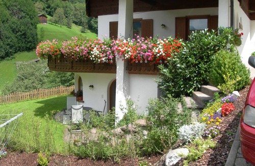 Silbertal Apartment | Comfortable vacation apartment with a wonderful view, simply to feel good