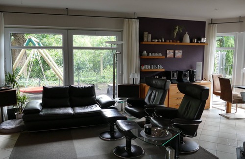 Mollberg House | Comfortable vacation home with pool, sauna, large garden .