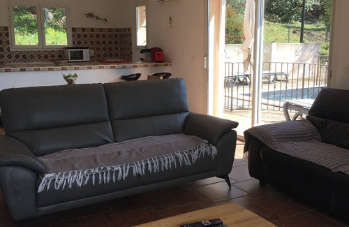 Cirendinu Villa | Comfortable villa with private pool 5 minutes from the beach