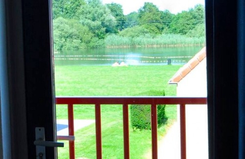 Ewijk House | Comfortable wellness house, everything new, located by the lake.