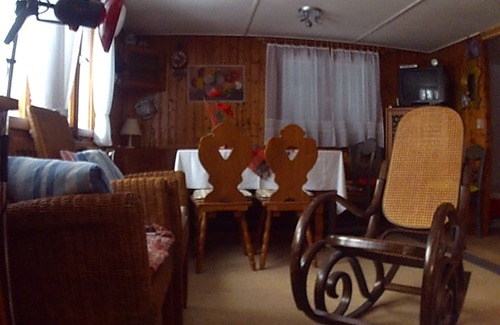 Heroldstatt House | Comfortably furnished holiday home at the biosphere reserve Schwäbische Alb