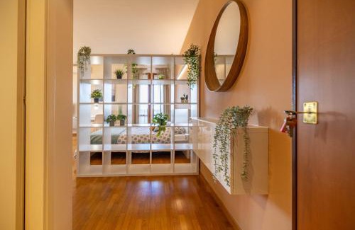 Ravenna Apartment | ComfortHouse Netflix WiFi Balcony
