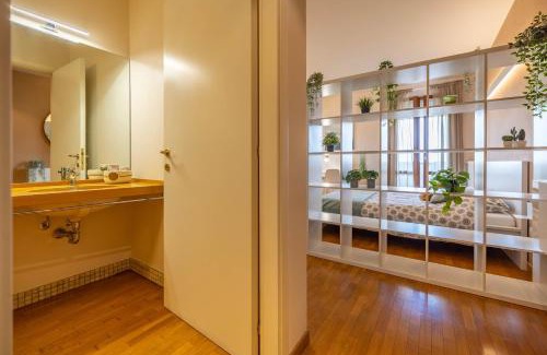 Ravenna Apartment | ComfortHouse Netflix WiFi Balcony