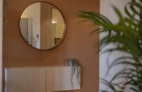 Ravenna Apartment | ComfortHouse Netflix WiFi Balcony