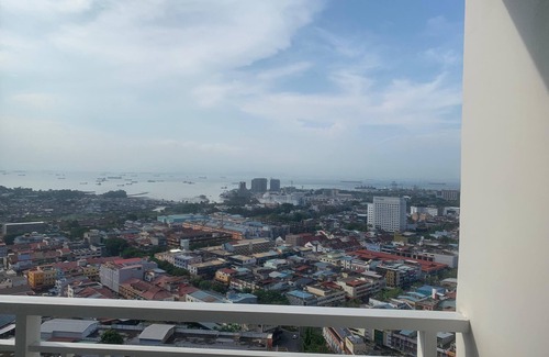 Lubuk Baja Apartment | COMFORTSTAY @ Citra Plaza Nagoya #31-06 (Sea View)