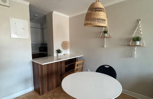 Downtown Montreal Apartment | Comfy 1 Br Apt in heart of Downtown MTL