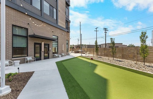 University Circle Apartment | Comfy 1B1B w/Wi-Fi, Gym + Parking