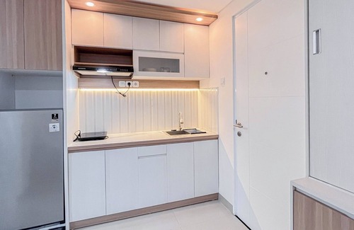 Biringkanya Apartment | Comfy 1BR Apartment at Tamansari Skylounge Makassar