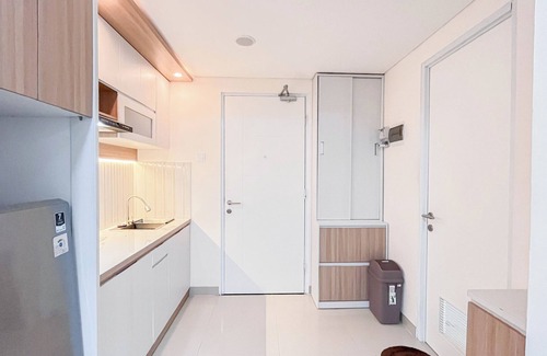 Biringkanya Apartment | Comfy 1BR Apartment at Tamansari Skylounge Makassar