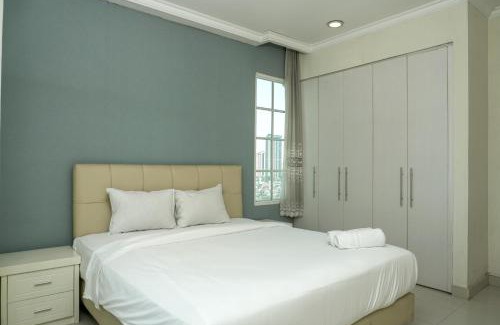 Permata Hijau Apartment | Comfy 1BR at Belleza Apartment By Travelio