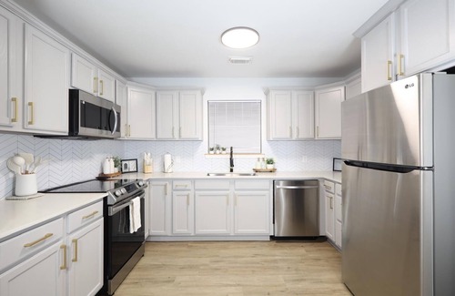 Sherman House | Comfy 2-bedroom townhome in Sherman, TX