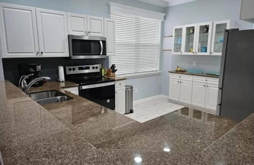 Westminister Villa | Comfy 2 Bedroom Villa in beautiful Westminster Golf Community