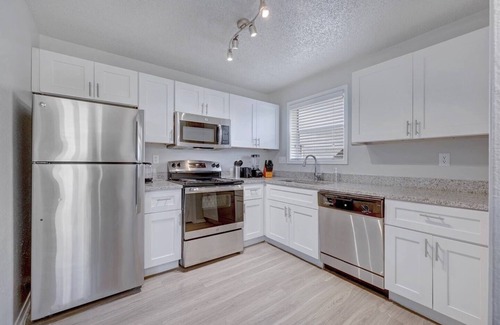 Milwood Apartment | Comfy 2BD Apt | Austin Texas