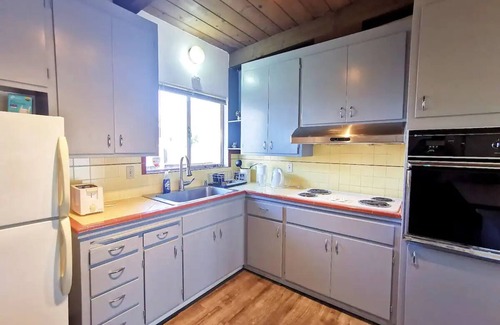 Richmond Annex Apartment | Comfy 2BR 1Bath Apartment near HWY580-80