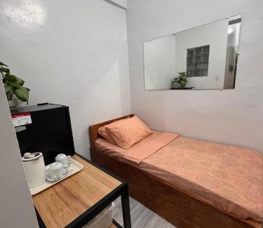 Virac Apartment | Comfy 2Single Beds Unit, with Wifi, Free Parking at Sonia's Island Stay