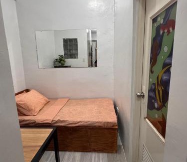 Virac Apartment | Comfy 2Single Beds Unit, with Wifi, Free Parking at Sonia's Island Stay