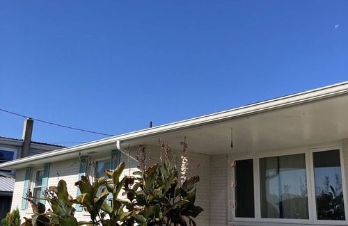 Millsboro House | Comfy 3-Bedroom Near The Beach With A Pool & Grill
