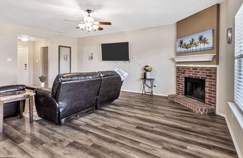Royse City House | Comfy 3B-2BR House Close to the Lake & Rockwall!