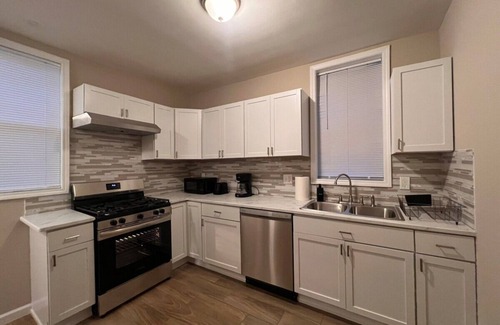 Mount Clemens House | Comfy 4-bedroom house in Mount Clemens