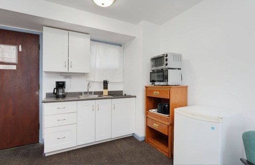 James Bay Apartment | Comfy and Cozy Studio