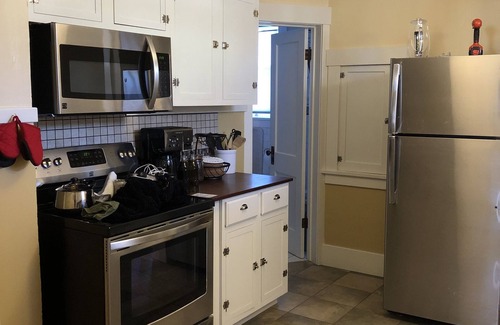 University District House | Comfy and Idyllic 1920s Missoula Bungalow in the historic Slants Neighborhood