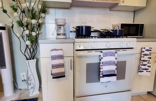 Frydendal Apartment | Comfy apartment 2 minutes away from the beach! W/JEEP price differs!
