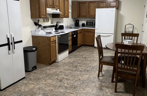 Lusby Apartment | Comfy apt located at a nonprofit animal sanctuary. Come visit!