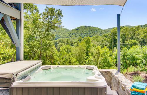 Skyland Apartment | Comfy Asheville Vacation Rental with Hot Tub!