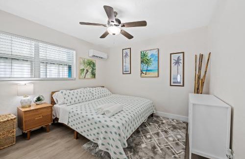 Hallandale Beach Apartment | Comfy BNB w/King Bed + Work/Travel + Beach 8 Min