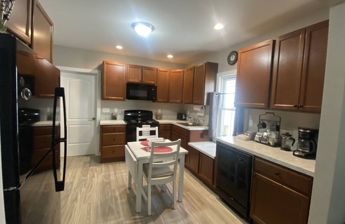 Palmerton House | Comfy Bungalow close to outdoor activities,Blue Mountain, Jim Thorpe & Lehighton
