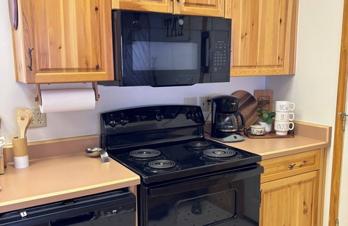 Springerville Cabin | Comfy Cabin Retreat