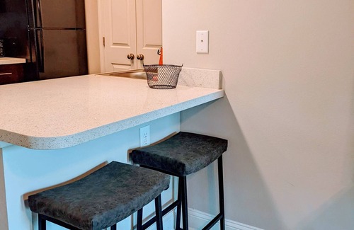 Johns Island Apartment | Comfy Coastal Getaway Close to Downtown & Beach