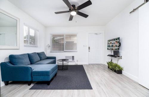 Middle River Terrace Apartment | Comfy Condos at Middle River Apt 3