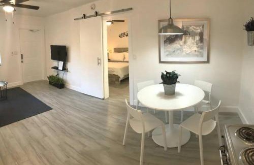 Middle River Terrace Apartment | Comfy Condos at Middle River Apt 3