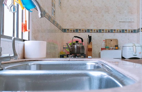 Sekudai House | Comfy Corner House 4BR @10 mins legoland 10-16pax
