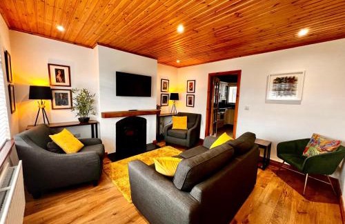 Lisnagunogue House | Comfy Cottage