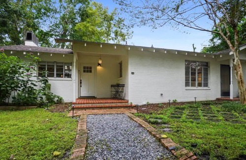 South Baton Rouge Cottage | Comfy Cottage Retreat near LSU/Health District