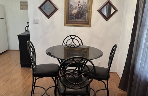 Kirtland House | Comfy country home for the whole family with private patio and BBQ.