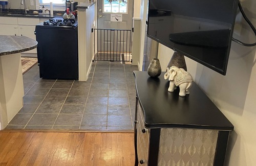 River Forest House | Comfy Cozy 2BR Home Away from Home