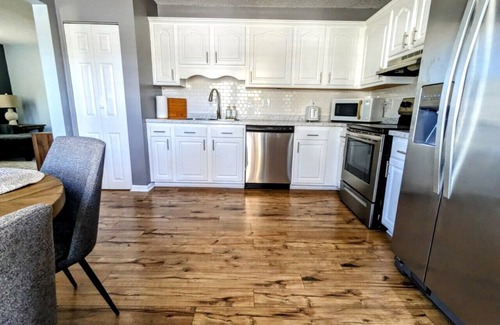 Jacksonville House | Comfy, Cozy, & Chic! - 3bed 2bath home in Jacksonville, NC