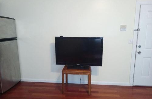 Niskayuna Apartment | comfy cozy roomy