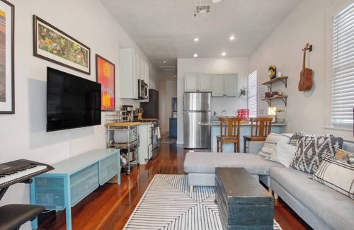 Bayou St. John House | Comfy Gem with Cowboy Pool, Yard, Porch, & Laundry