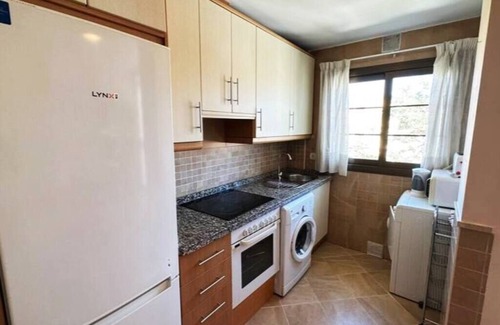 Cruz de Humilladero Apartment | Comfy gem with private parking in Av. Carlos Haya