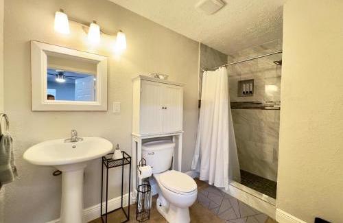 Clodine House | Comfy Haus at West Oaks