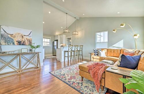 Fredericksburg House | Comfy Hill Country Haven with Private Hot Tub!