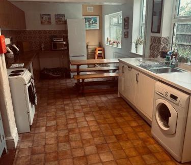 Sutton-on-Sea Apartment | Comfy Holiday Home & Beach Hut