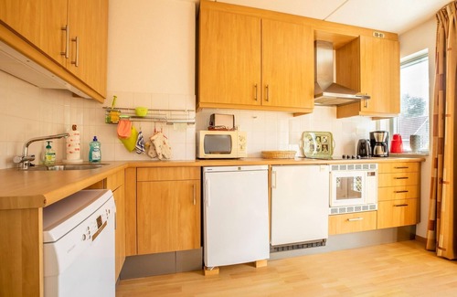Hoorn House | Comfy holiday home in Hoorn with French balcony