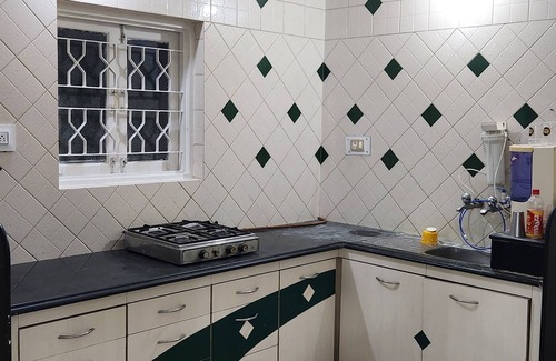 Vadodara Apartment | Comfy Homestay at Prime Location — everything within 5 miles
